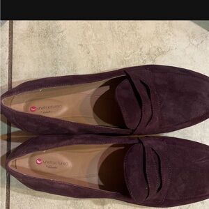 Burgundy Women’s Loafer Leather Size11Clarks